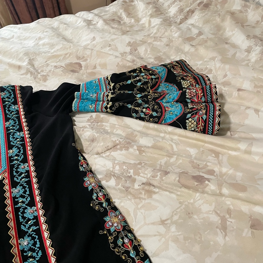 Dress - Picture 4 of 5